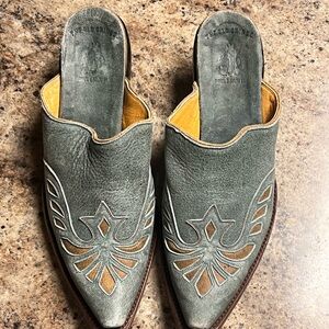 Old Gringo Sage Green Pointed Leather Mule with Tan Insets